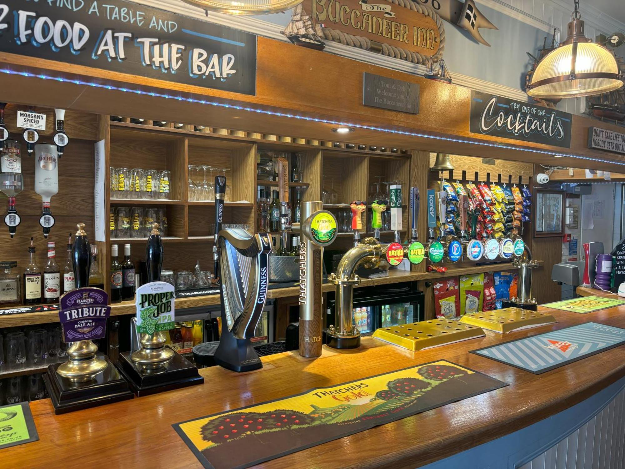 The Buccaneer Inn トーキー エクステリア 写真